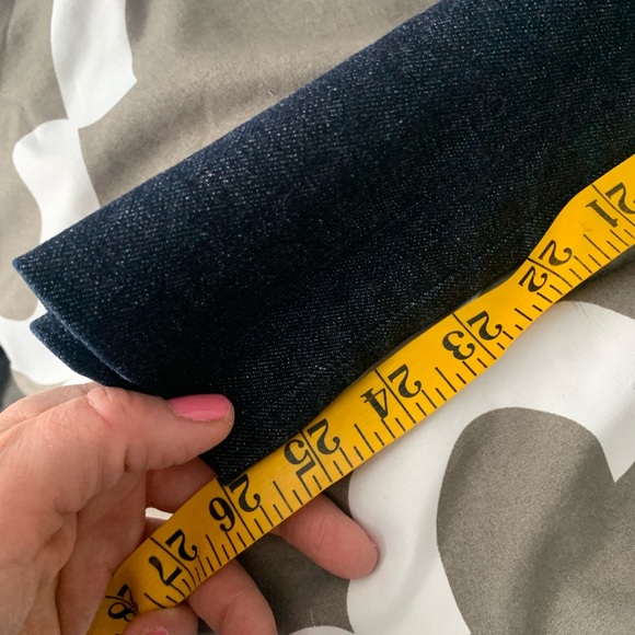 J Brand Jeans - Picture 3 of 5